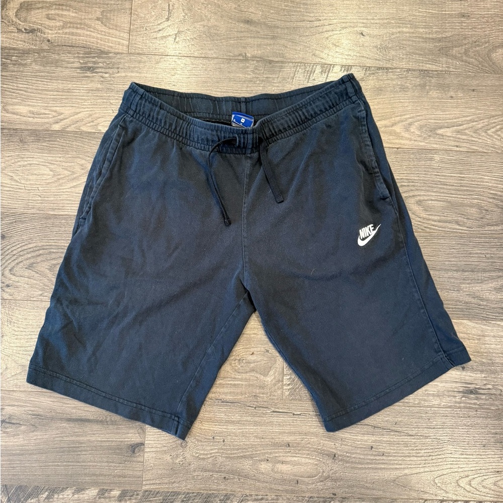 Nike Shorts. Men’s Black Nike Shorts Size Medium.